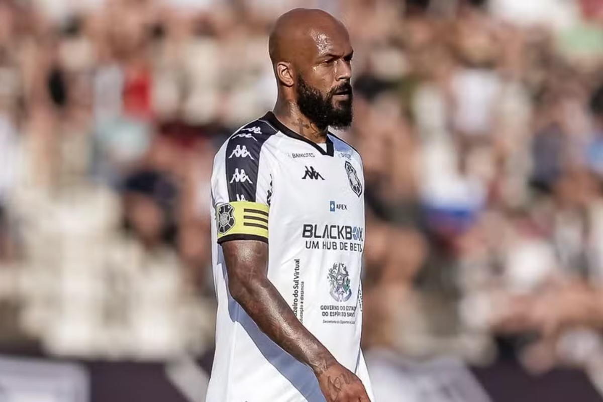 Atualmente, Bruno Silva defende o Rio Branco-ES