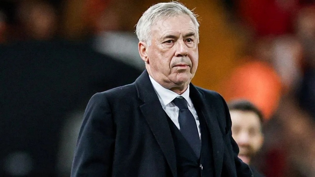 Ancelotti definirá seu futuro após o clássico entre Barcelona e Real Madrid neste domingo