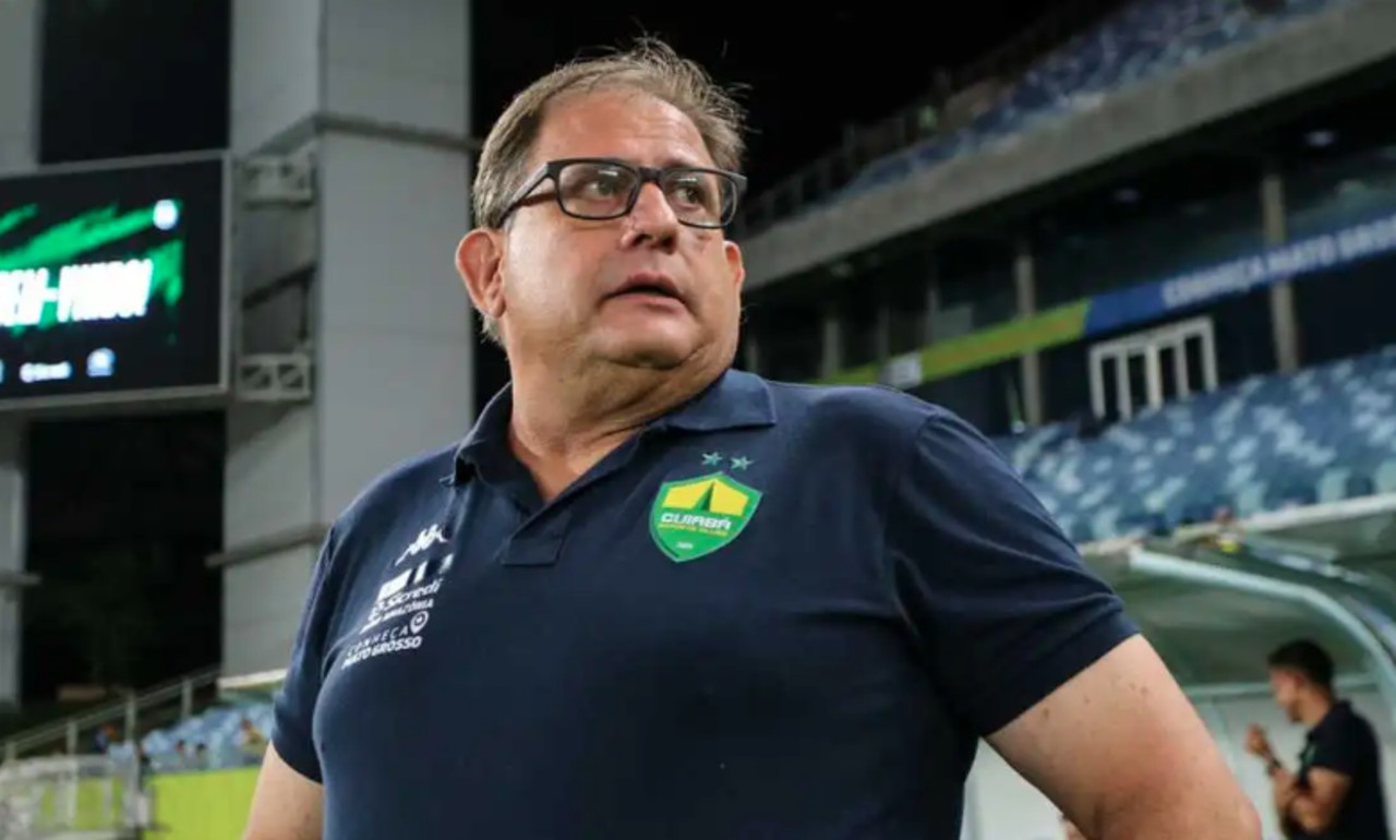 O técnico Guto Ferreira está disponível no mercado