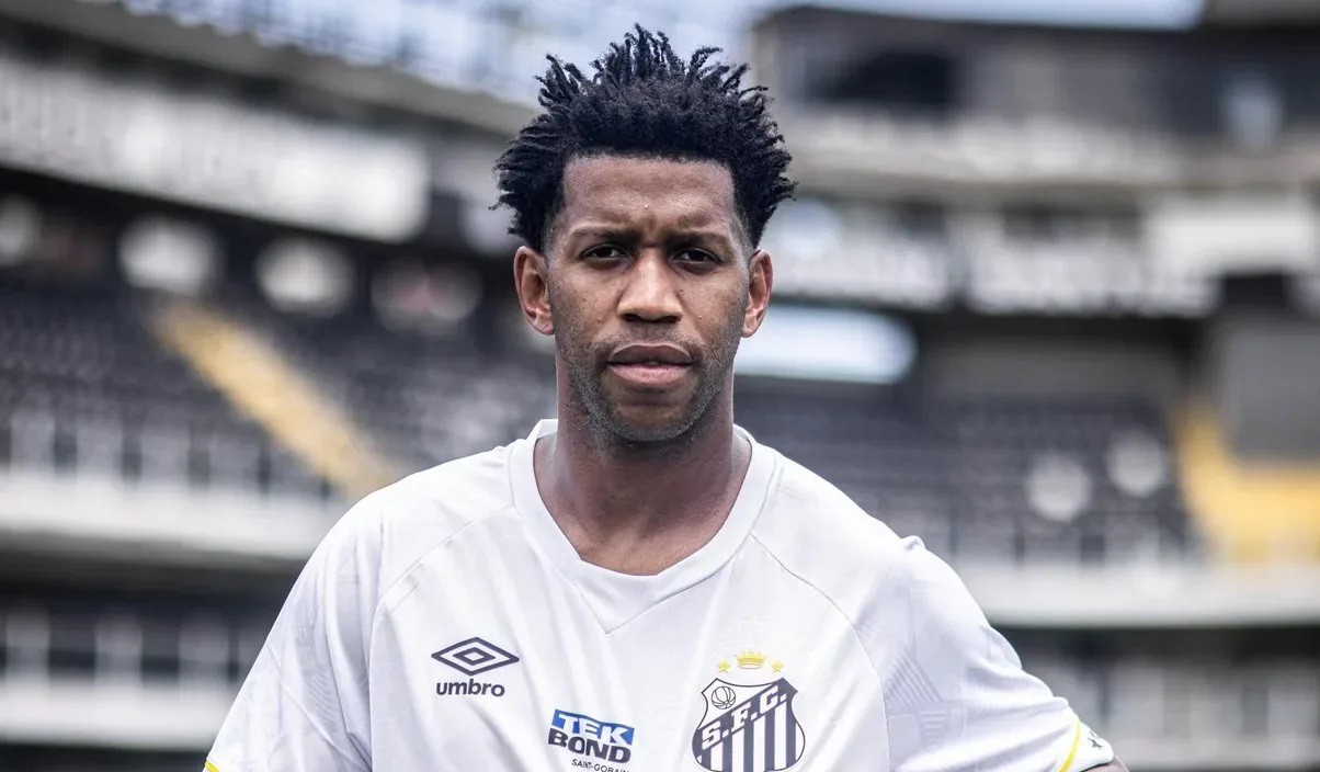Gil renova com o Santos