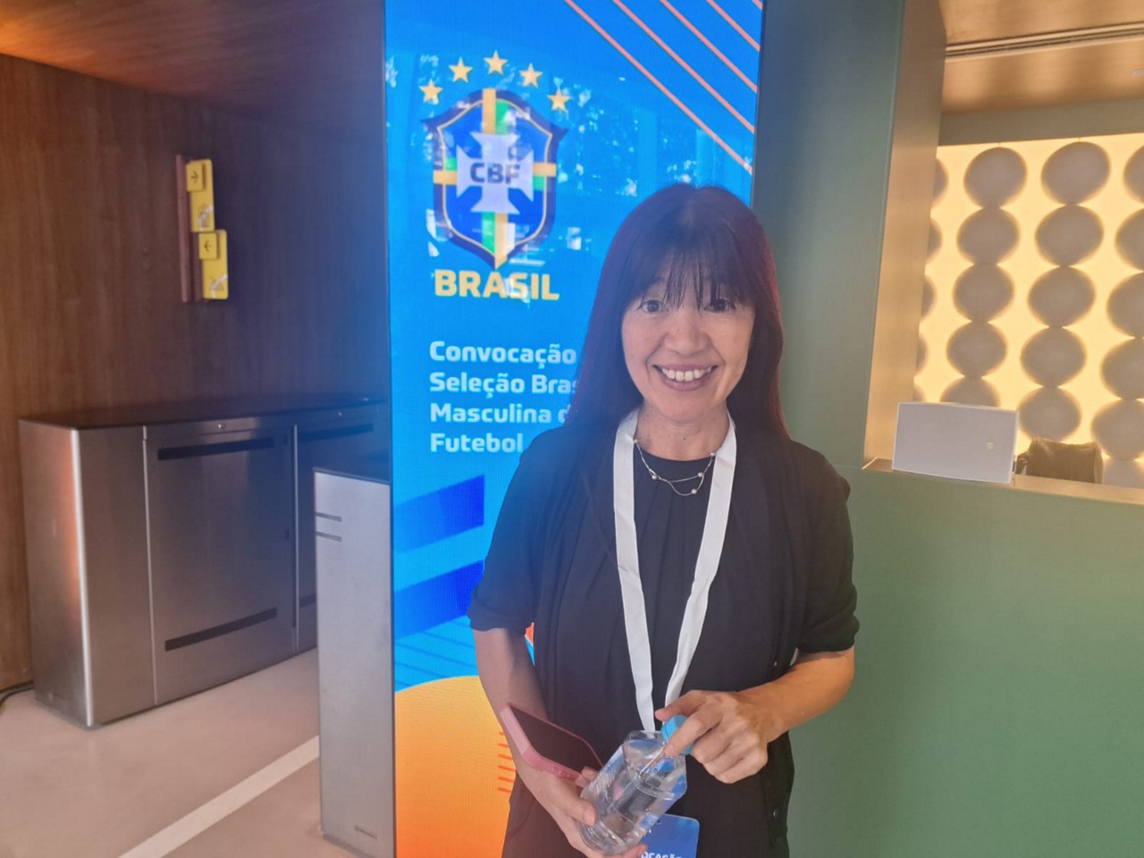 Kyomi Nakamura acompanha a seleção brasileira desde 1998