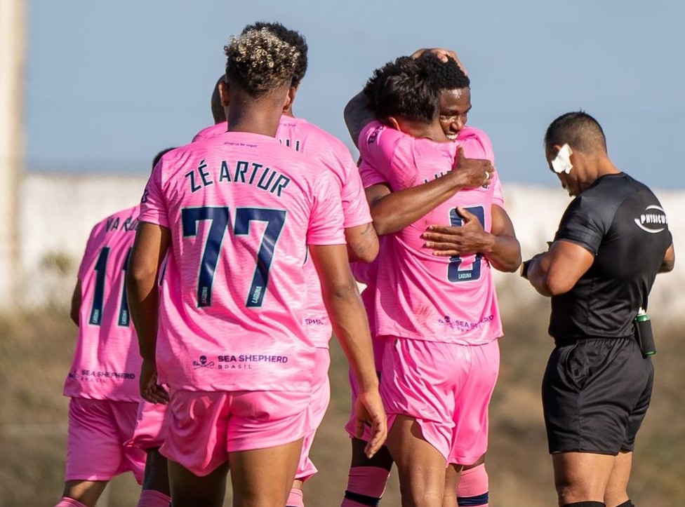 Laguna, que disputa a segunda divisão do Campeonato Potiguar, é o primeiro time vegano do Brasil