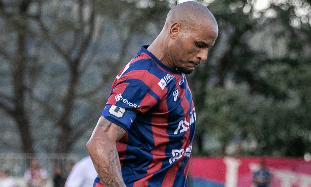 Lateral Patric está de volta ao futebol mineiro