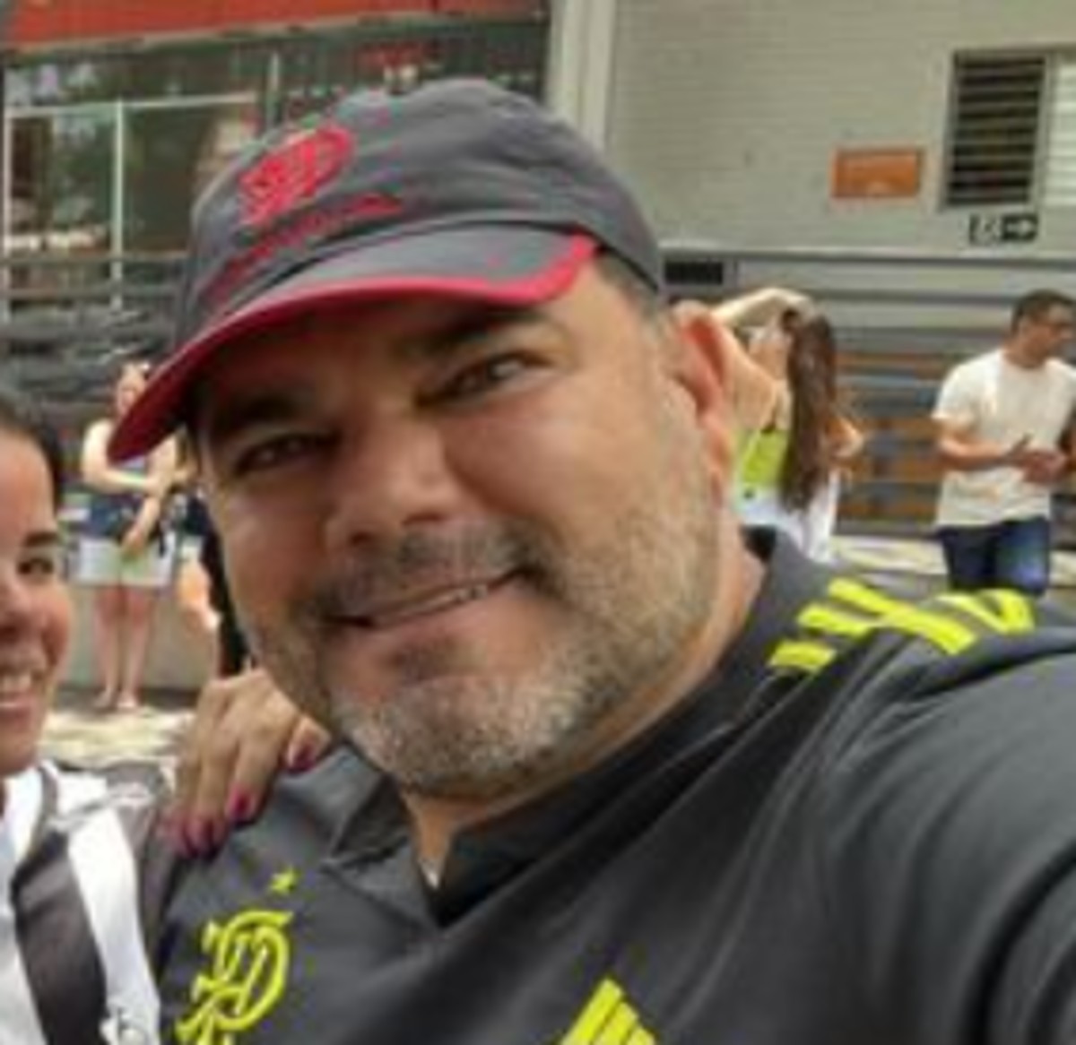 Richard Bastani estava com a família quando foi agredido em um bar em BH