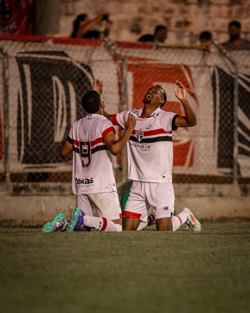 Tetracampeão, o São Paulo iniciou neste sábado sua jornada na Copa São Paulo de Juniores