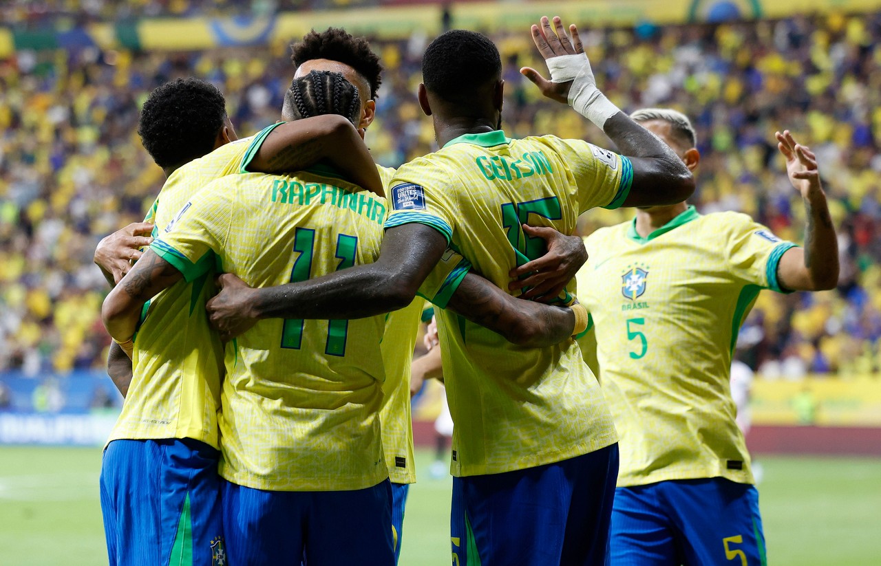 Seleção brasileira goleou o Peru por 4 a 0