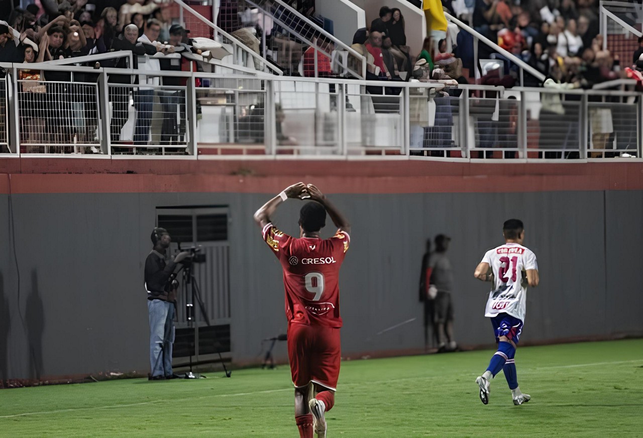 Há cinco jogos sem vencer, Tombense precisa reagir para retornar à Série B