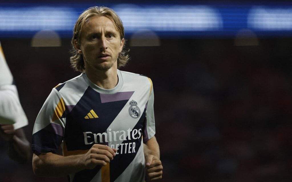Modric em treinamento no Real Madrid. (Foto: OSCAR DEL POZO / AFP)