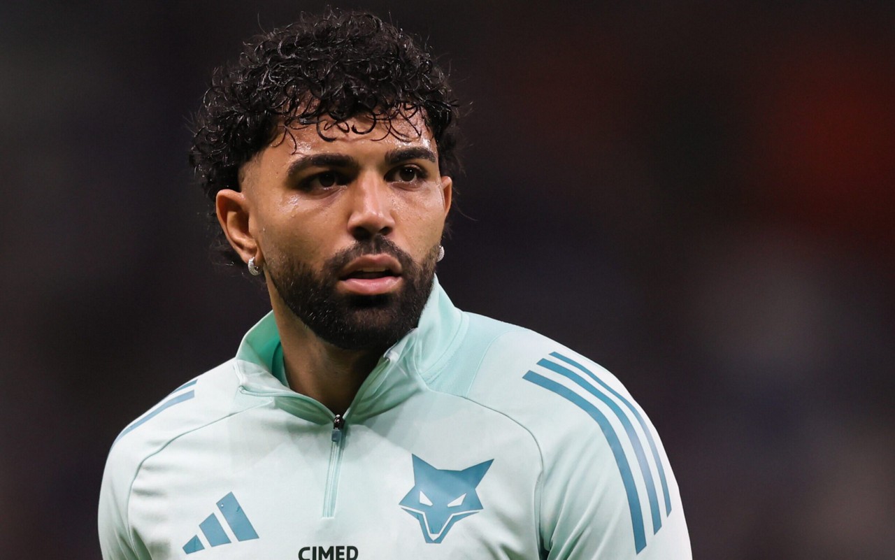 Gabigol durante aquecimento pelo Cruzeiro (Foto: Gilson Lobo/AGIF)