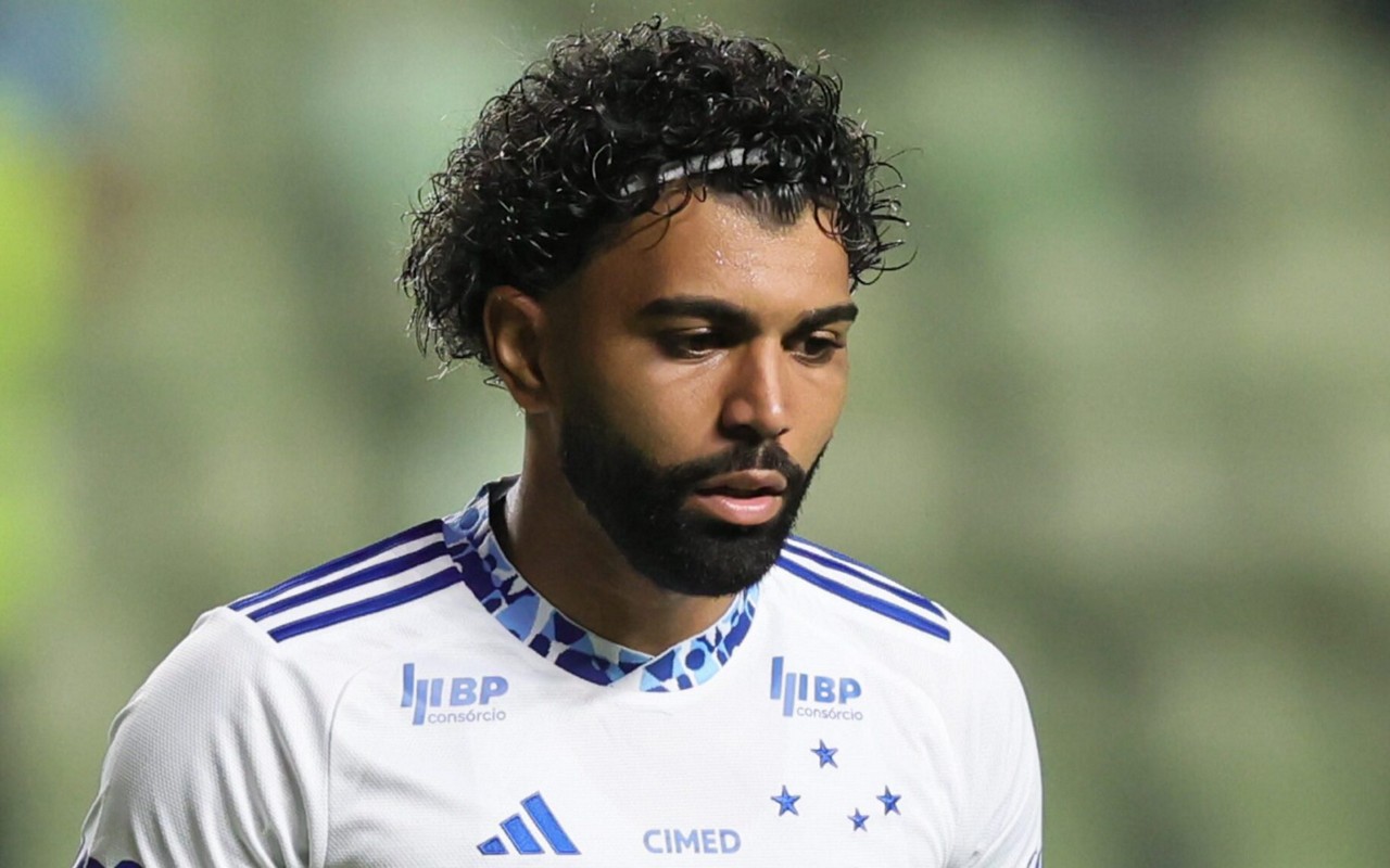 Gabigol em campo pelo Cruzeiro no Campeonato Mineiro (Foto: Gilson Lobo/AGIF)