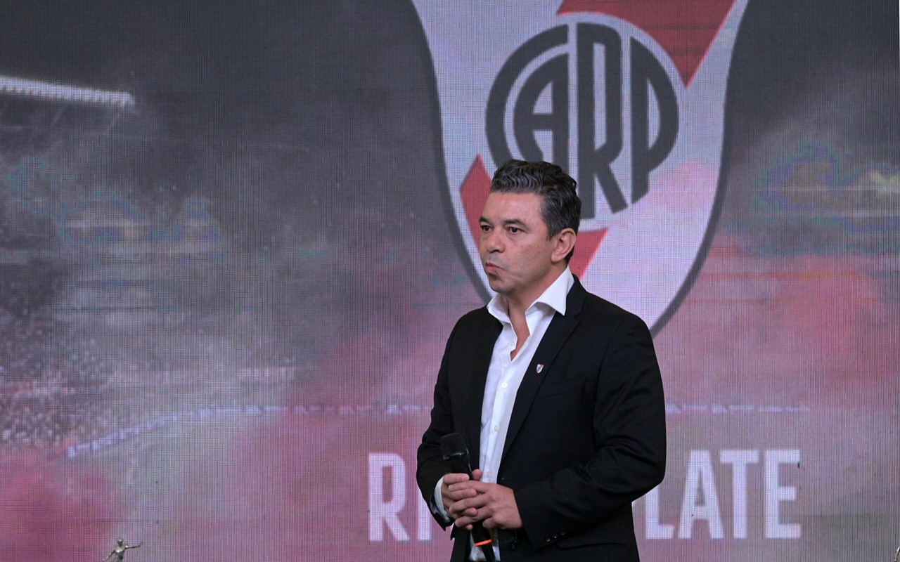 Marcelo Gallardo na apresentação pelo River Plate (Foto: Juan Mabromata/ AFP)