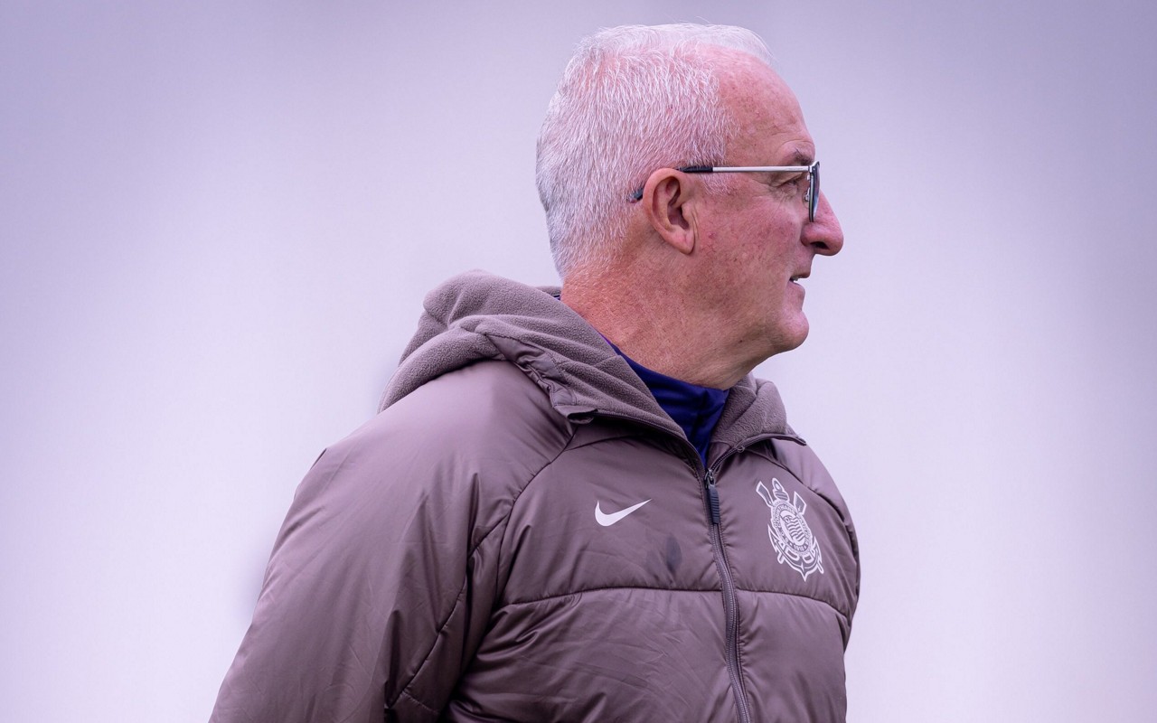 Dorival Júnior comandou treino do Timão (Foto: Rodrigo Coca/Agência Corinthians)
