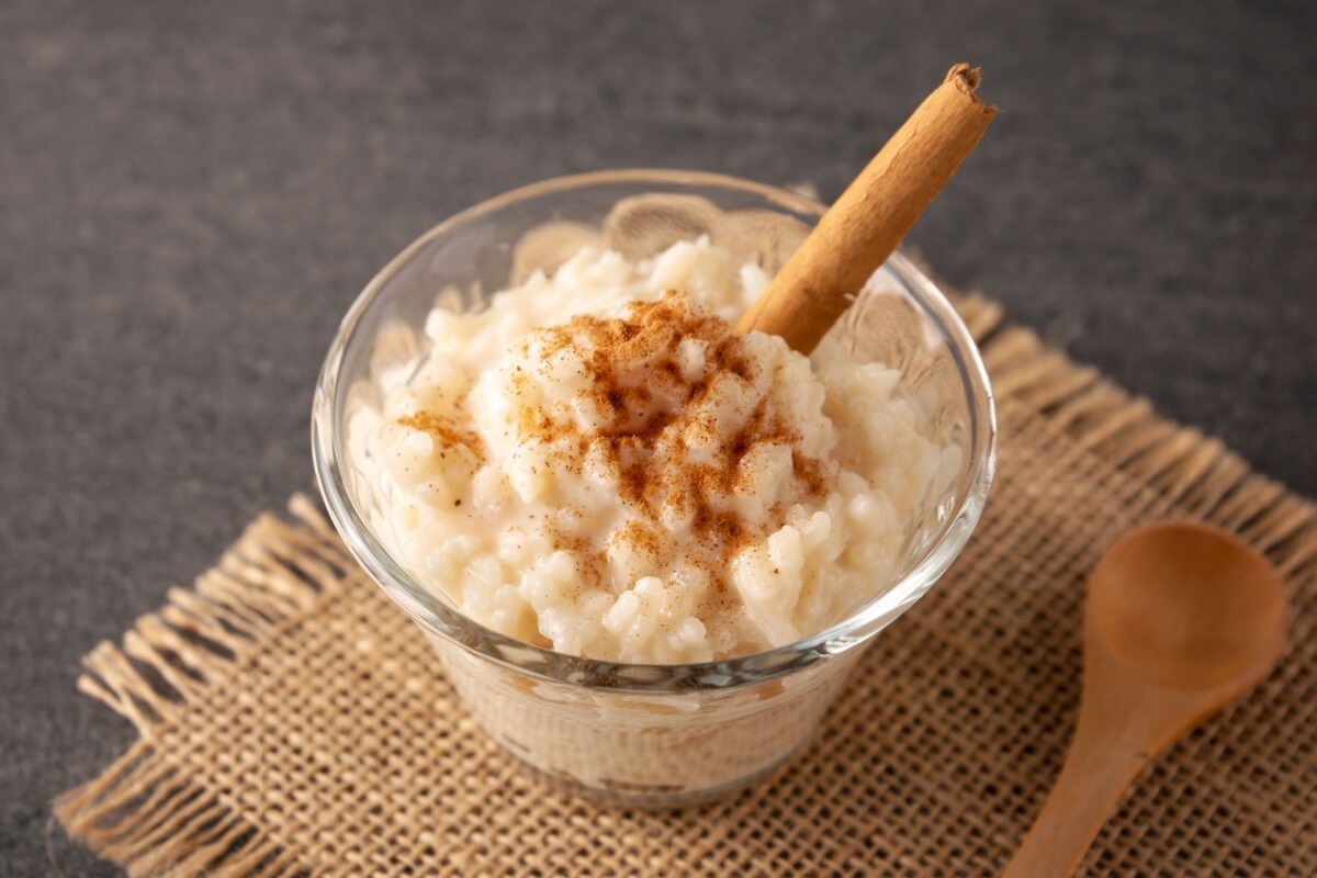 Arroz-doce cremoso com canela