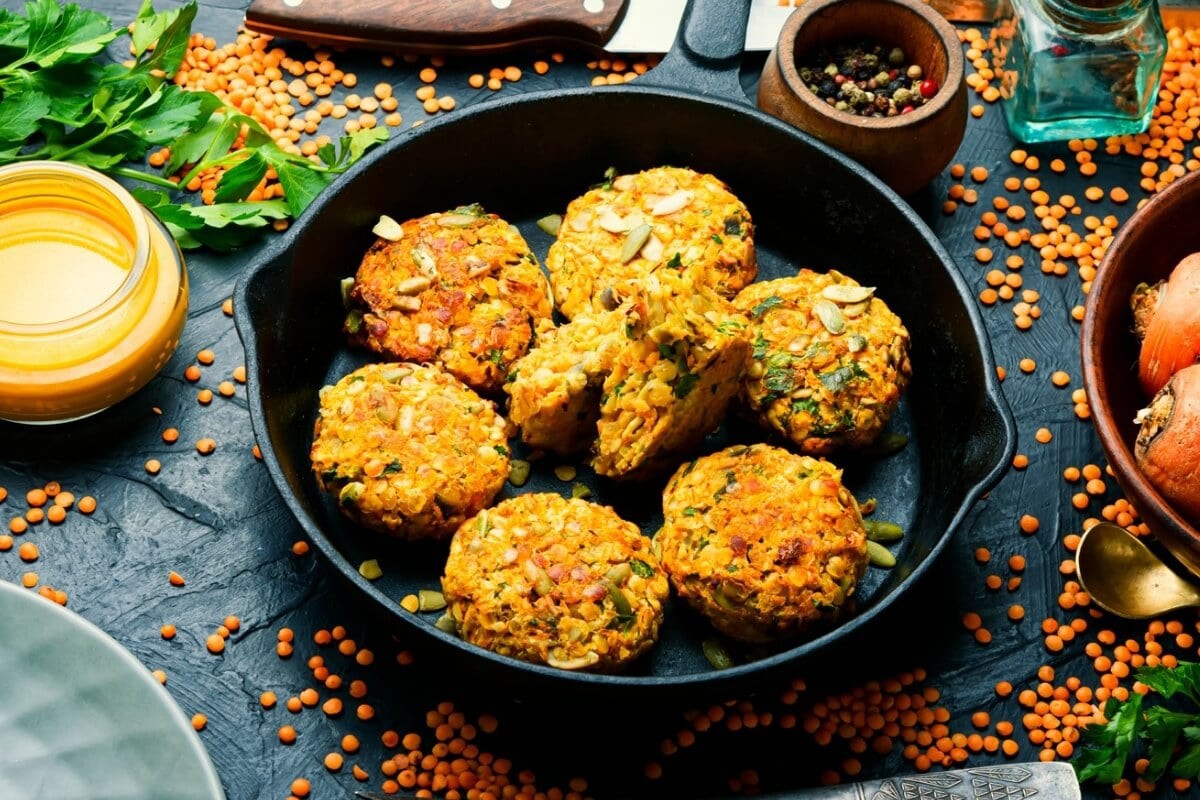Bolinho fit de lentilha com cenoura