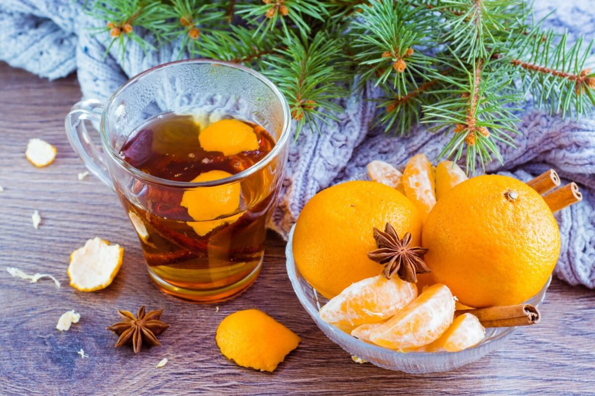 Chá de laranja e tangerina com canela e anis-estrelado