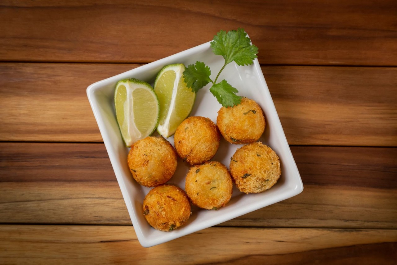 Bolinho de feijão fradinho 