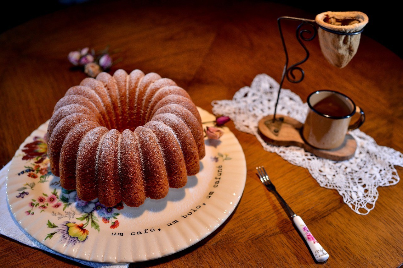 Bolo de laranja com casca