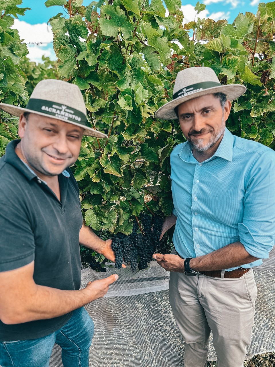 Alejandro Cardozo, enólogo-chefe da Sacramentos Vinifer; Jorgito Donadelli, co-fundador da Sacramentos Vinifer