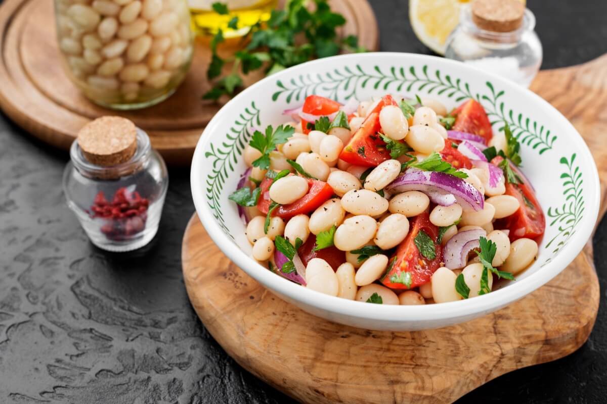 Salada de feijão-branco