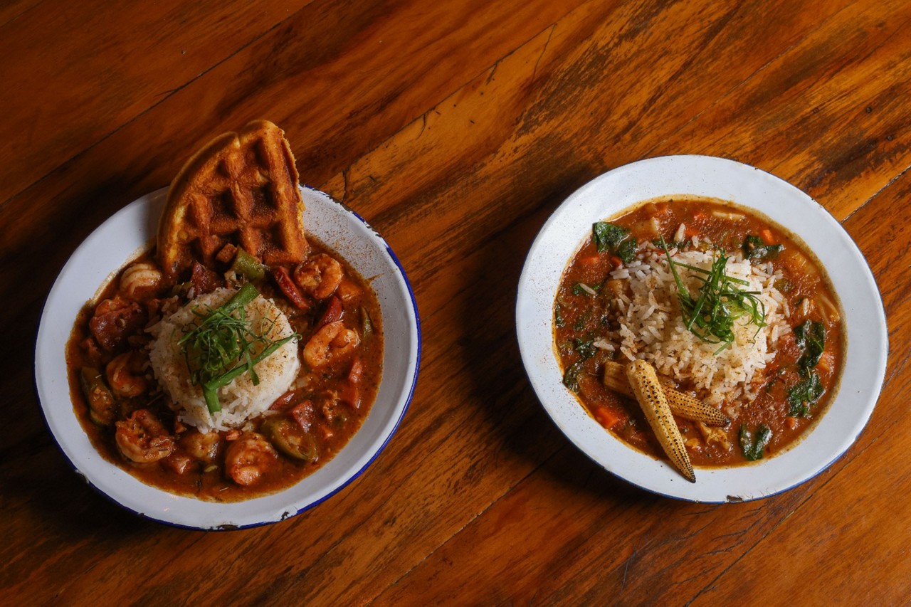 Gumbo, localizado na Galeria São Vicente, leva o nome do ensopado de Nova Orleans, cidade de Luisiana, nos Estados Unidos