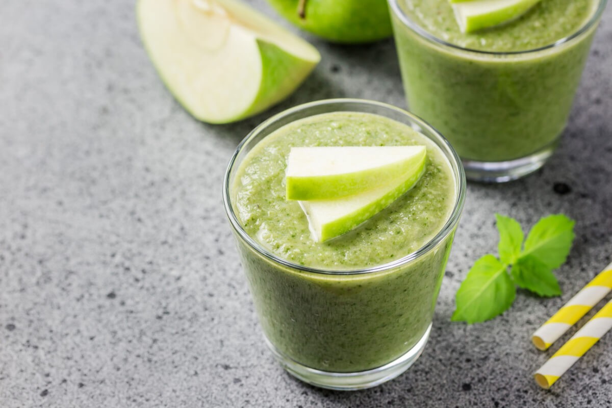 Suco verde com maçã-verde
