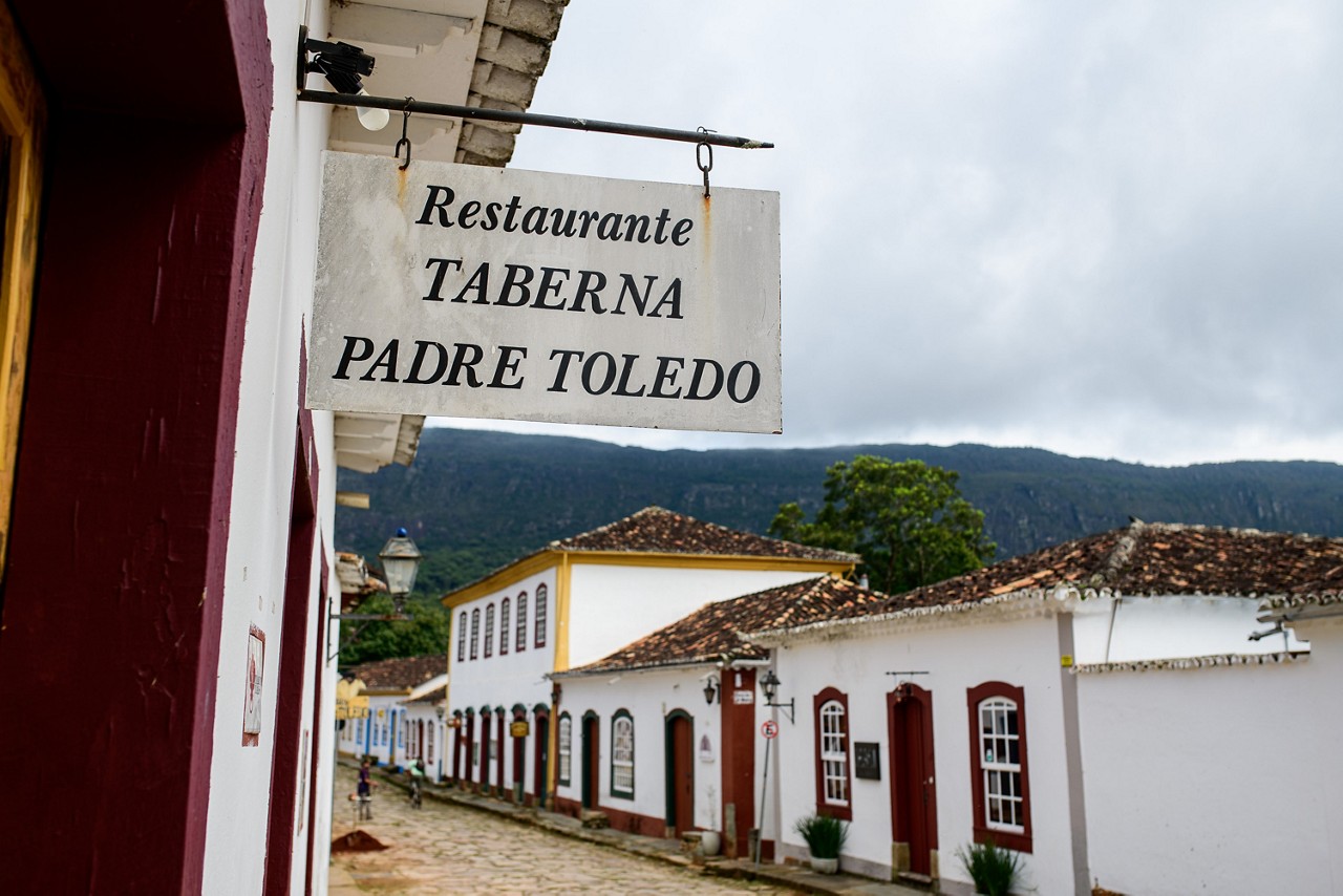 Histórico restaurante Padre Toledo, de Tiradentes, celebra 55 anos oferecendo pratos da cozinha mineira