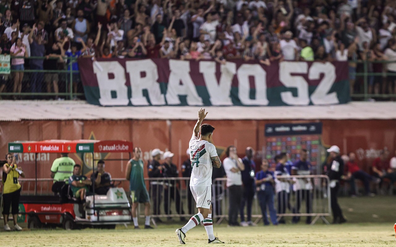 Cano comemora gol marcado pelo Fluminense contra a Portuguesa (Foto: Marina Garcia/Fluminense FC)