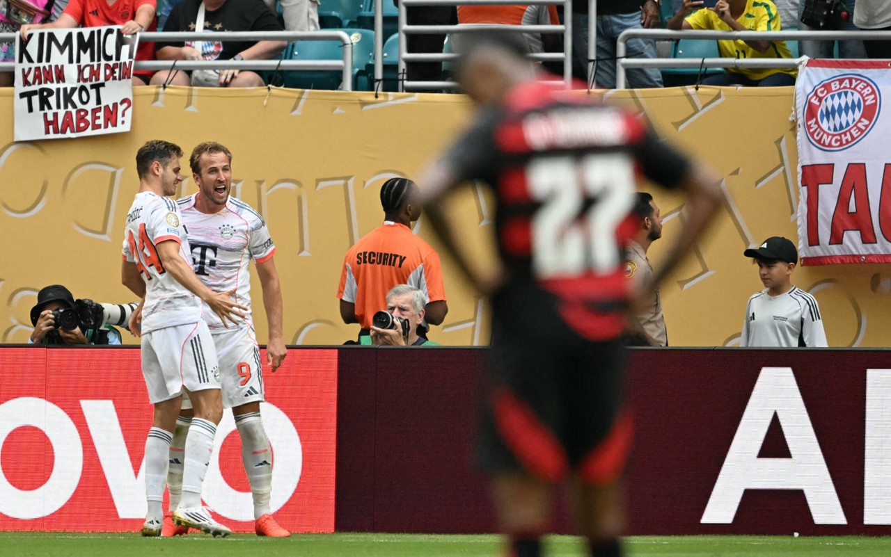 O "SE" brilhou na derrota do Flamengo para o Bayern de Munique (Foto: Patricia de Melo Moreira/AFP)