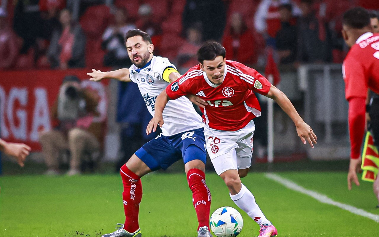 Internacional x Bahia, no Beira-Rio, pela Libertadores (Foto: Maxi Franzoi/AGIF)