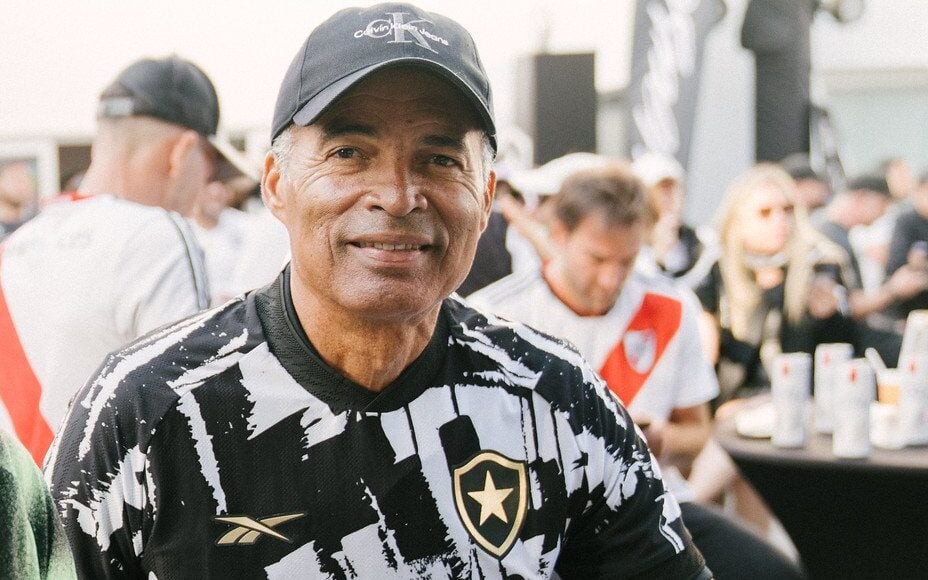 Gonçalves esteve no último treino do Botafogo em Santa Barbara (Foto: Leandro Gervasio/Botafogo)