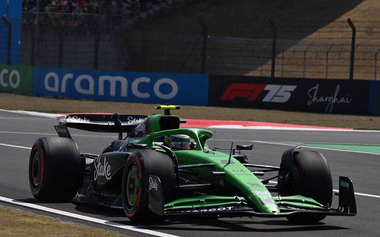 Gabriel Bortoleto conquistou a 14º posição na classificação da sprint (Foto: Jade Gao / AFP)