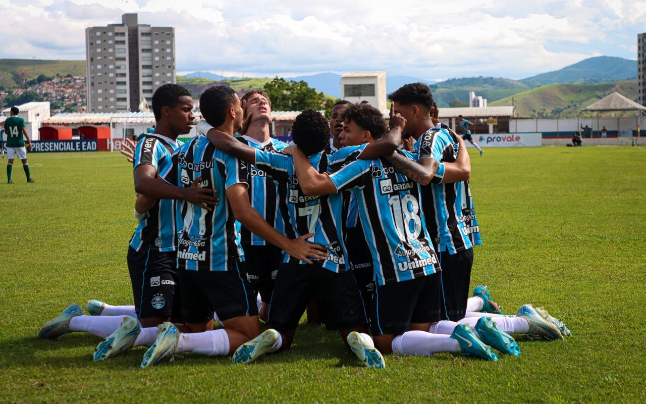 Grêmio goleou o Goias na terceira fase da Copinha (Foto: Angelo Pieretti/Grêmio FBPA)