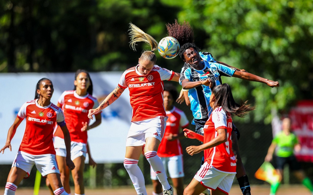 Clássico Gre-Nal já foi disputado cinco vezes no Brasileirão Feminino.
