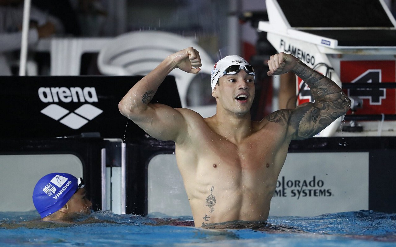Guilherme Caribé vence os 100m livre masculino (Foto: Satiro Sodré/SSPress/CBDA)