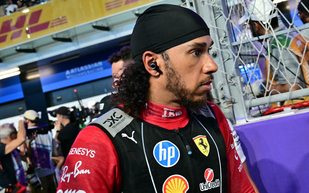 Lewis Hamilton está em sétimo no campeonato de pilotos de 2025 (Foto: Giuseppe CACACE / AFP)