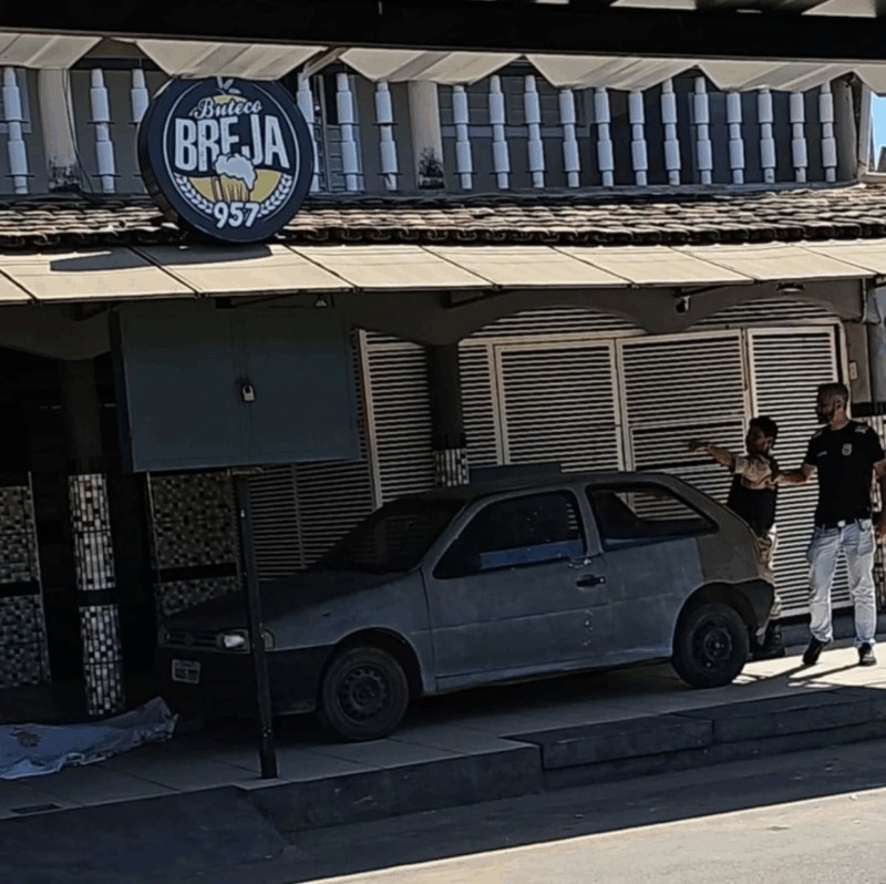 Homem é morto a tiros em avenida movimentada de Pirapora