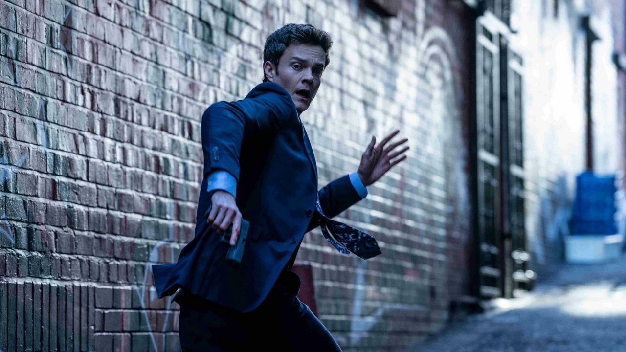 Nathan Caine (Jack Quaid) partindo em sua missão para salvar sua amada.