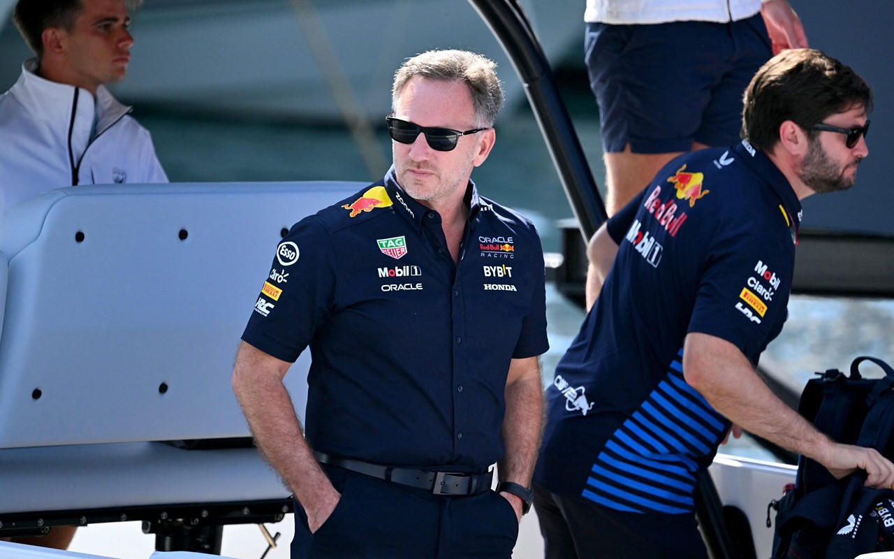 Vínculo de Horner com a Red Bull já dura 20 anos (Foto: NICOLAS TUCAT / AFP)
