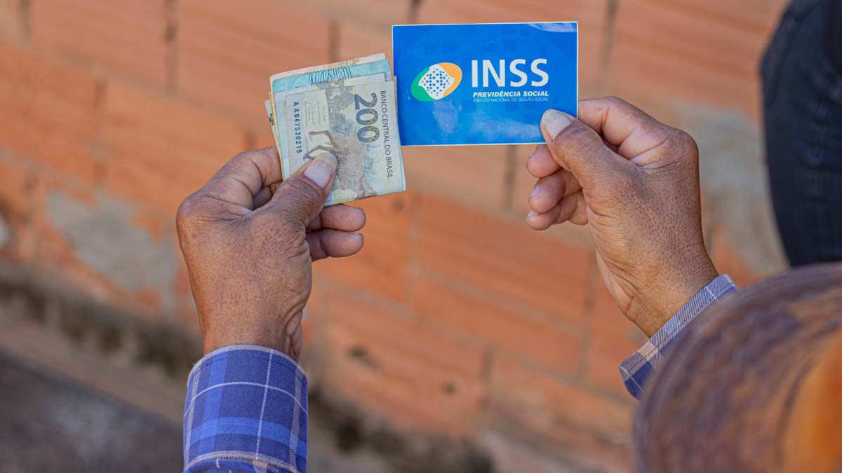 INSS apresenta atrasos em liberação de benefícios 