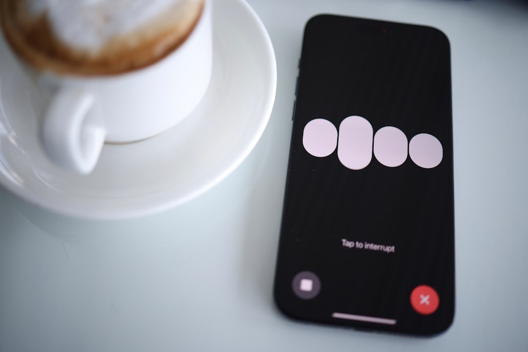 Adeus, Siri? OpenAI quer colocar o ChatGPT no seu bolso e dominar o iPhone