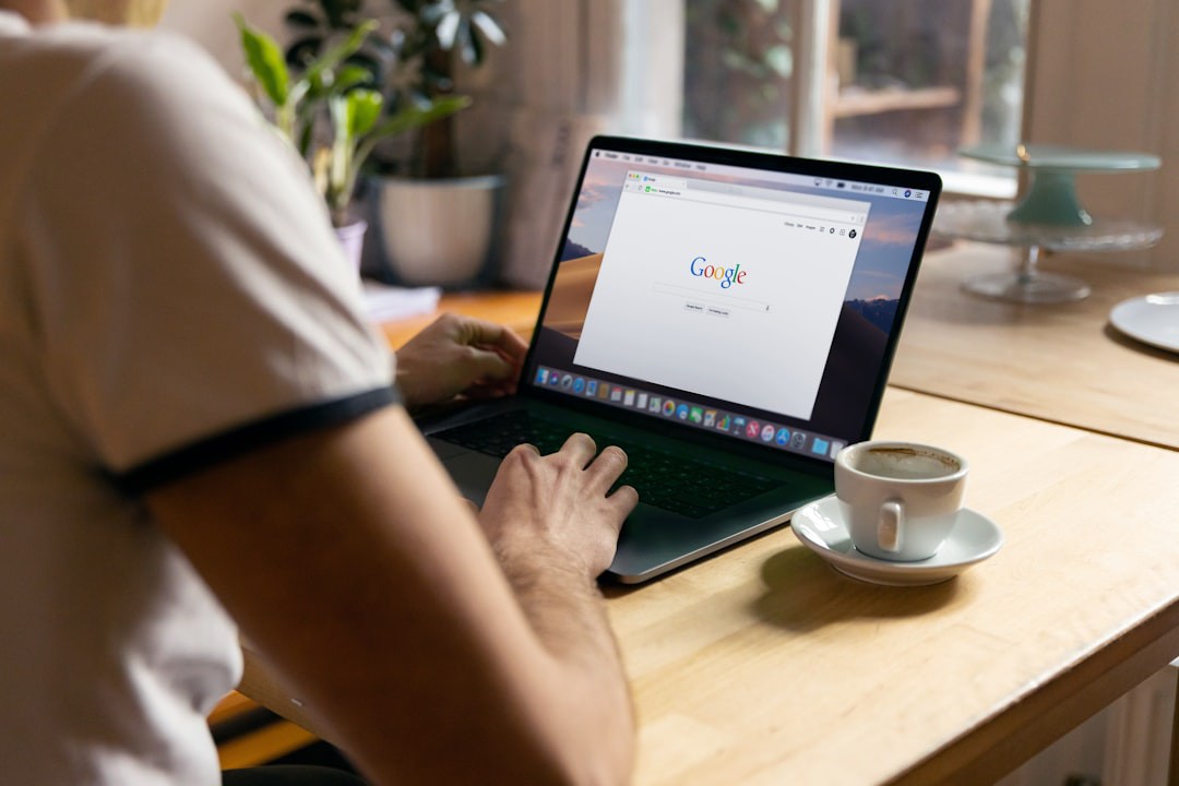 Google alerta 2 bilhões de usuários: troque sua senha do Gmail agora e ative passkey