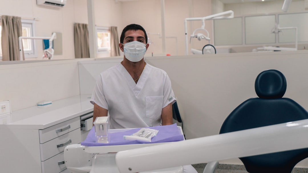 Formandos em Medicina terão nova prova obrigatória a partir de 2025: conheça o Enamed