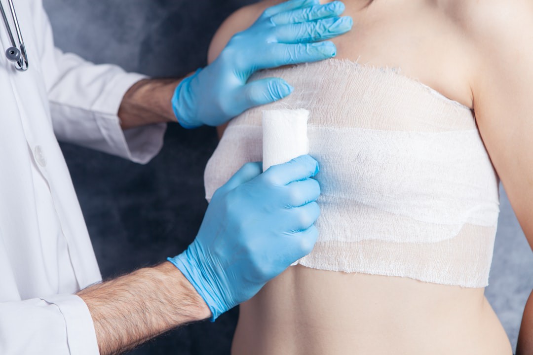 Silicone rompe antes do prazo e fabricante pagará R$ 10 mil à paciente em Contagem