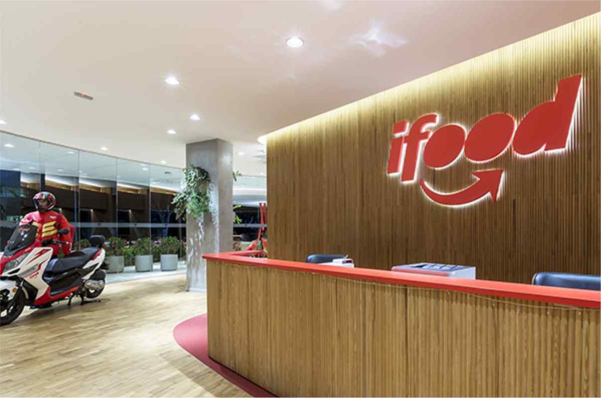iFood é condenado por demitir mulher autista após diagnóstico; indenização será em dobro