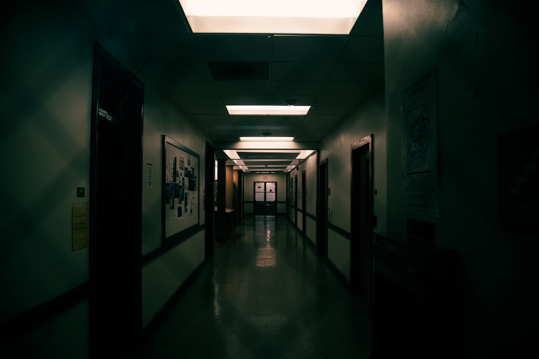 Estado pagará R$ 10 mil a paciente mantida 24 h amarrada em hospital psiquiátrico