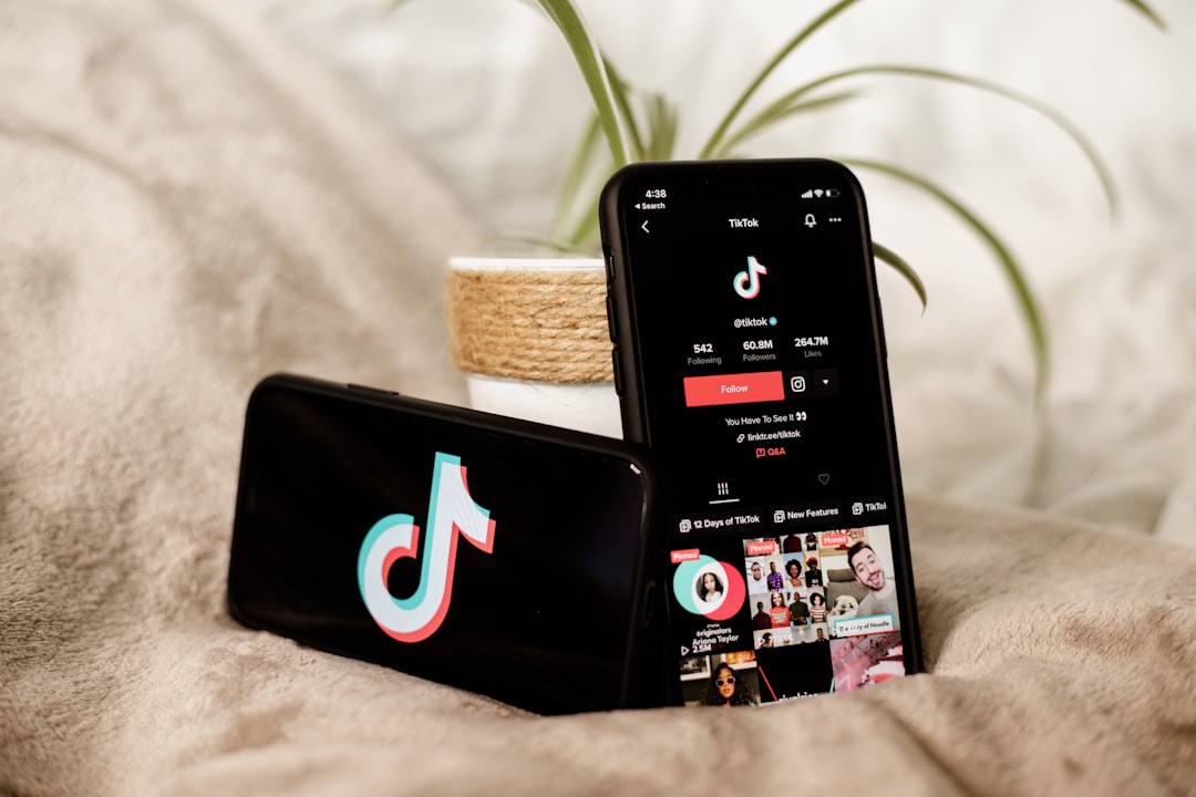 Empresa é condenada por expor acidente de funcionário no TikTok com trilha de humor