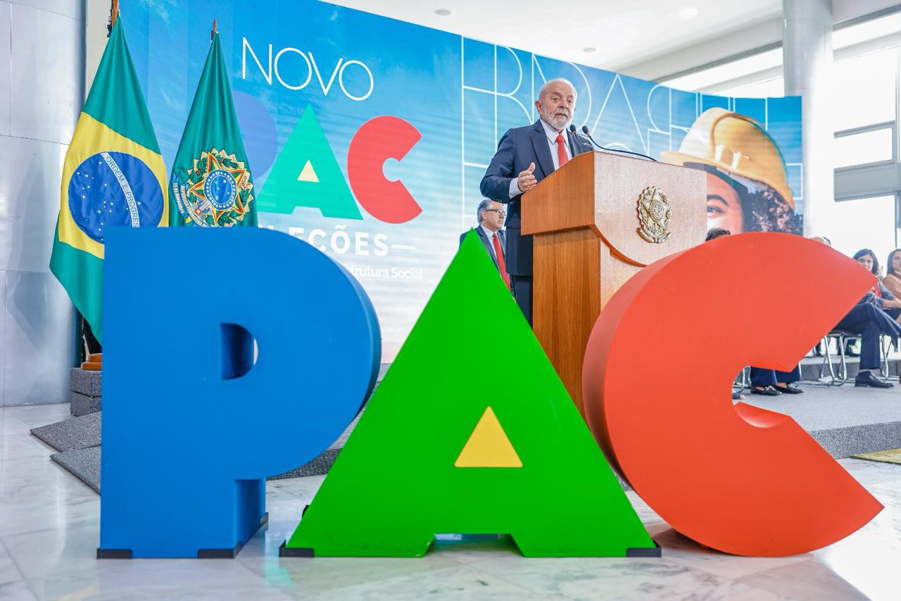 Lula libera novas obras do Novo PAC com dinheiro direto para estados e cidades