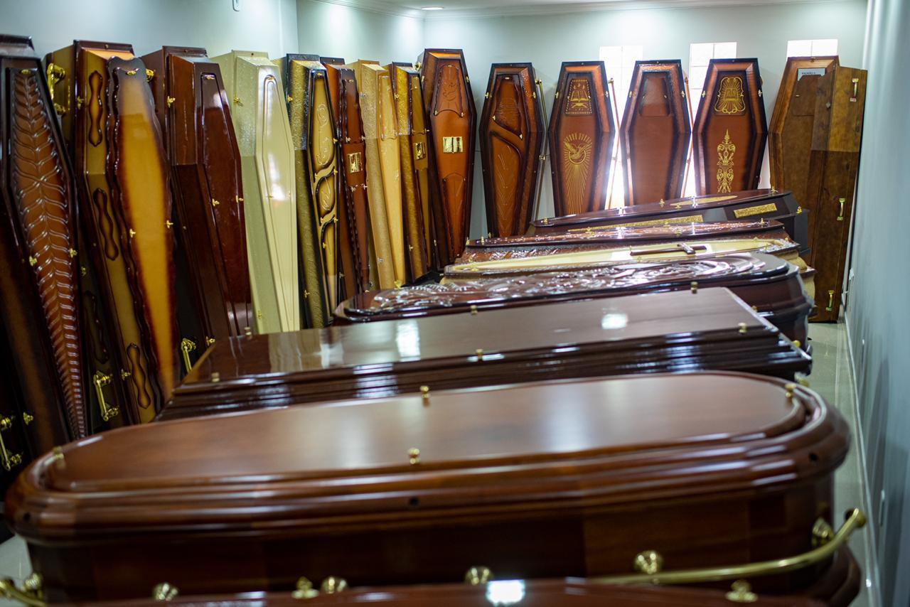 Funerária é condenada após corpo ser preparado de forma indigna em velório na Grande BH