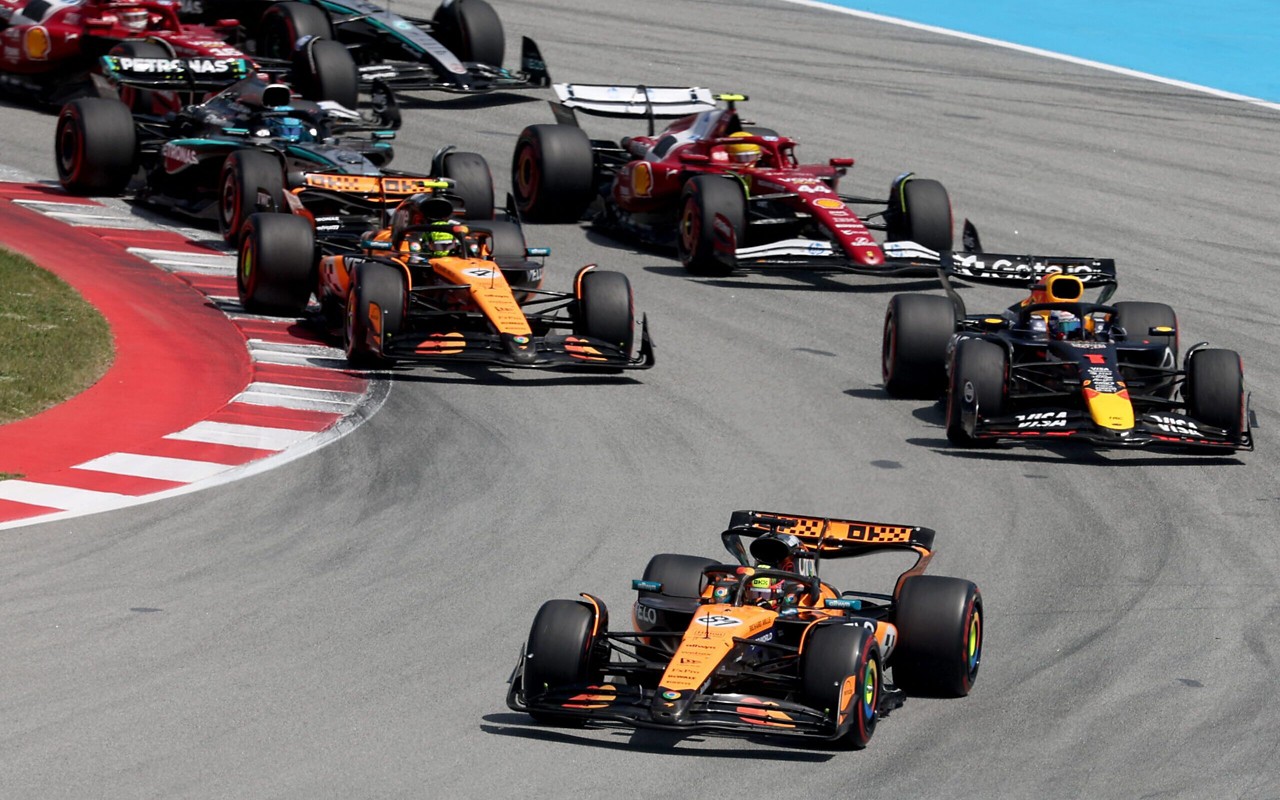 F1 anunciou mudanças no calendário para 2025 (Foto: Pierre-Philippe MARCOU / AFP)