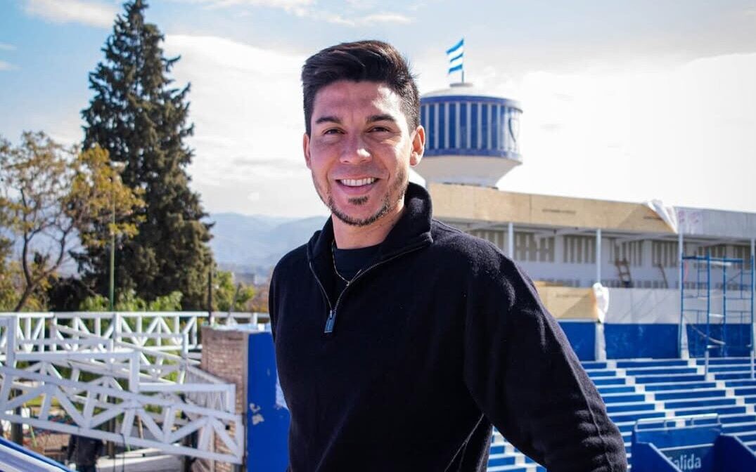 Pol Fernández é o novo reforço do Godoy Cruz (Foto: reprodução/Godoy Cruz)